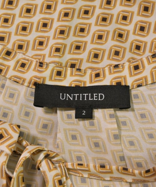 UNTITLED เสื้อลำลอง