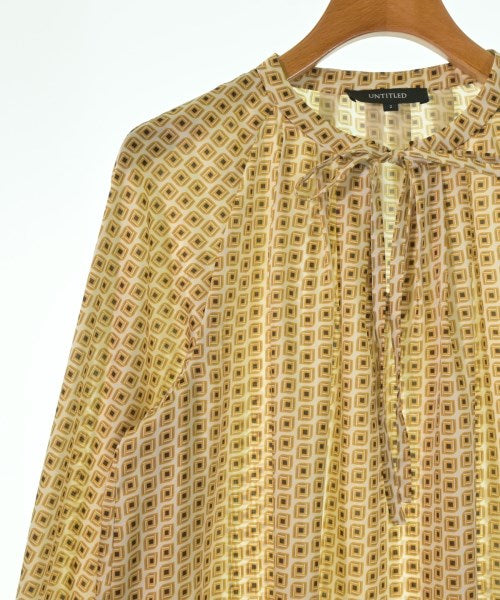 UNTITLED เสื้อลำลอง