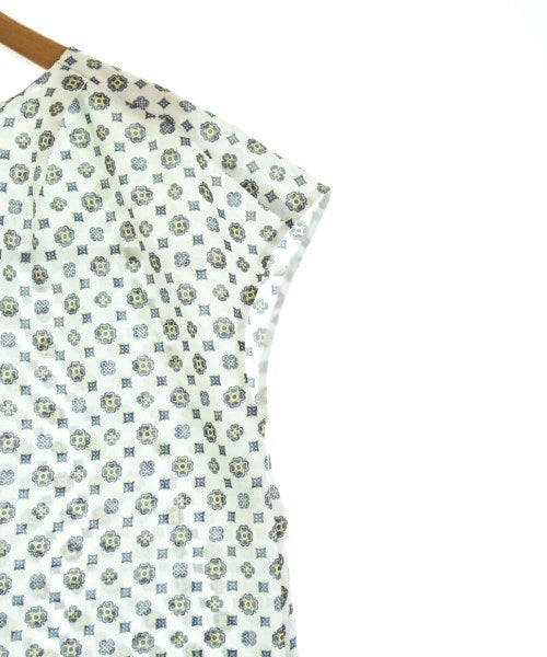 UNTITLED เสื้อสตรี