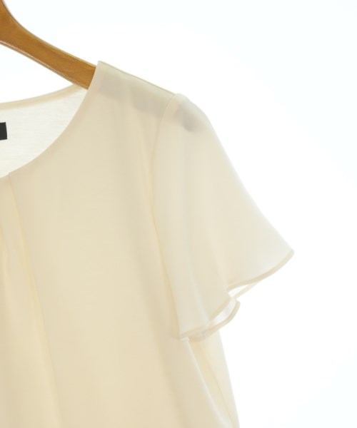 UNTITLED เสื้อสตรี