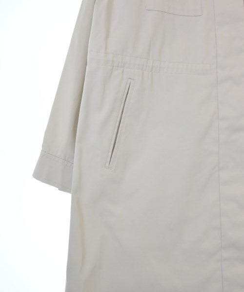 UNTITLED เสื้อโค้ท อื่น