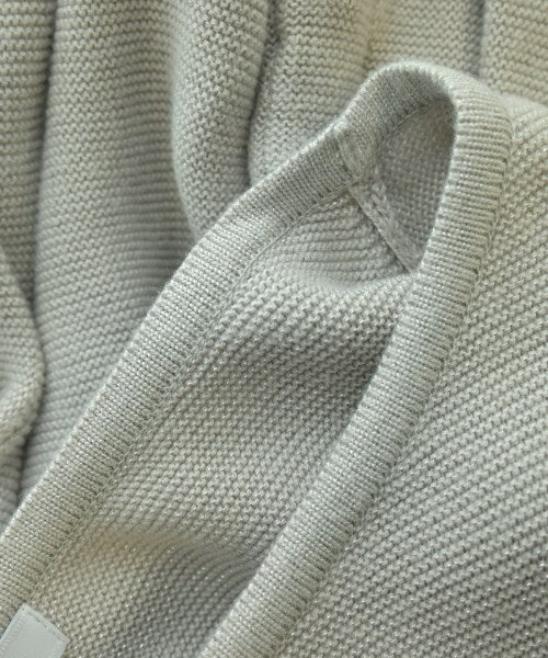 UNTITLED เสื้อกันหนาว