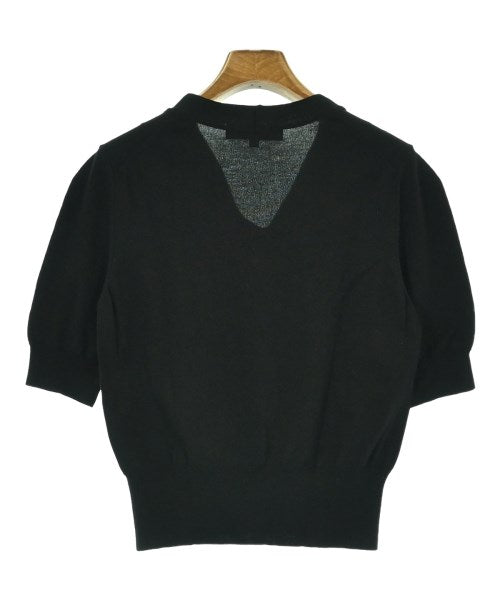 UNTITLED เสื้อกันหนาว