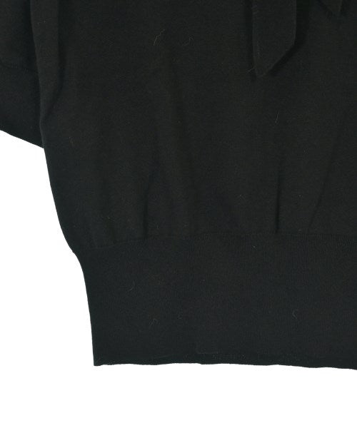 UNTITLED เสื้อกันหนาว
