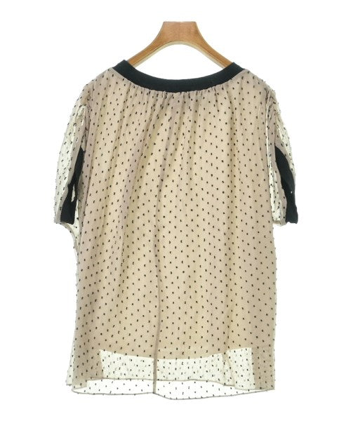 UNTITLED เสื้อสตรี