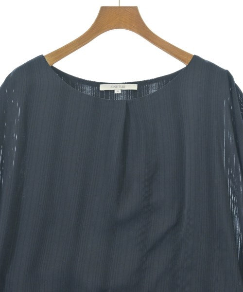 UNTITLED เสื้อสตรี
