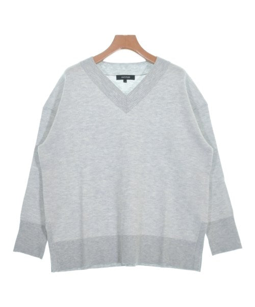 UNTITLED เสื้อกันหนาว