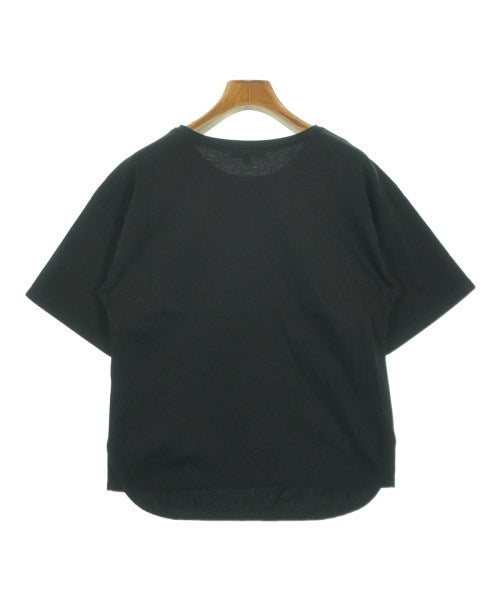 UNTITLED เสื้อยืด/เสื้อท็อปส์