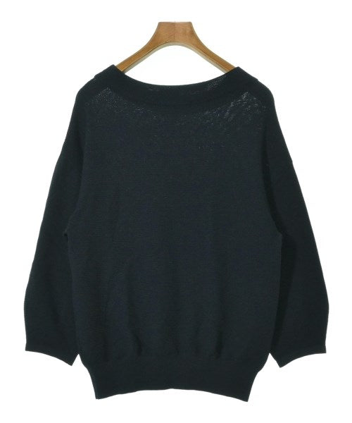 UNTITLED เสื้อกันหนาว