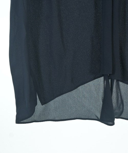 UNTITLED เสื้อสตรี