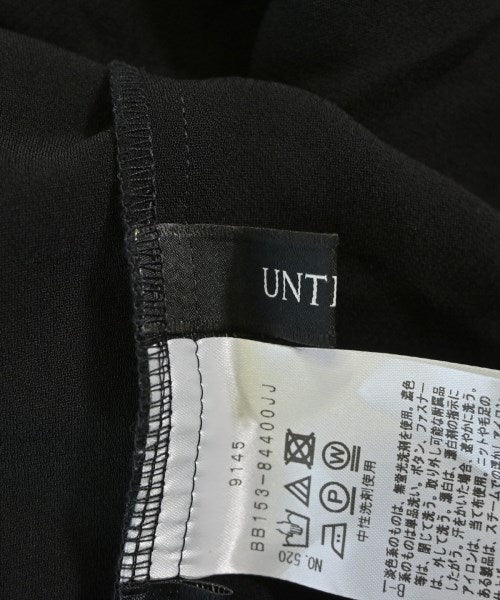UNTITLED เสื้อสตรี
