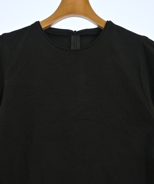 UNTITLED เสื้อสตรี