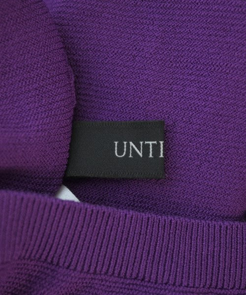 UNTITLED เสื้อกันหนาว