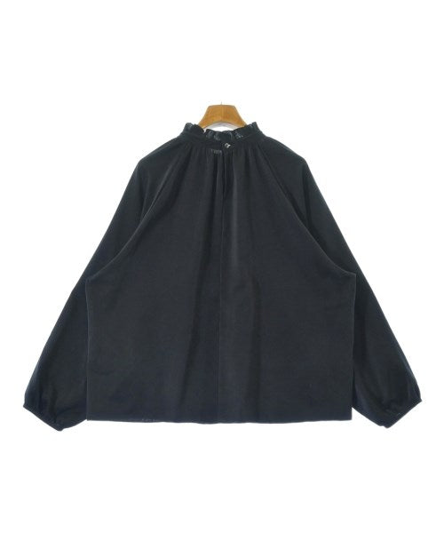 UNTITLED เสื้อสตรี