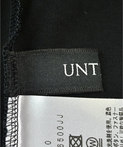UNTITLED เสื้อยืด/เสื้อท็อปส์