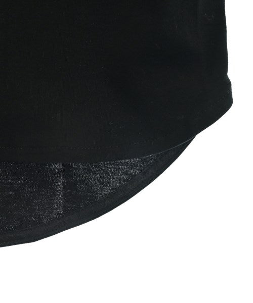 UNTITLED เสื้อยืด/เสื้อท็อปส์