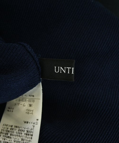 UNTITLED เสื้อกันหนาว