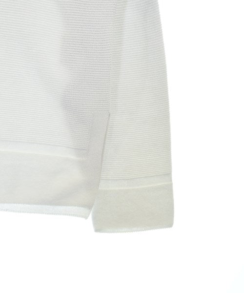 UNTITLED เสื้อกันหนาว