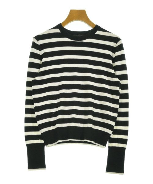 UNTITLED เสื้อกันหนาว