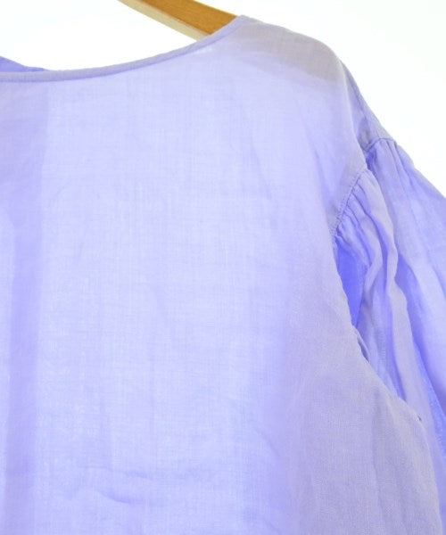 UNTITLED เสื้อสตรี
