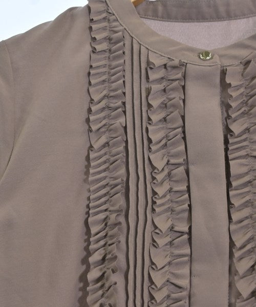 UNTITLED เสื้อลำลอง
