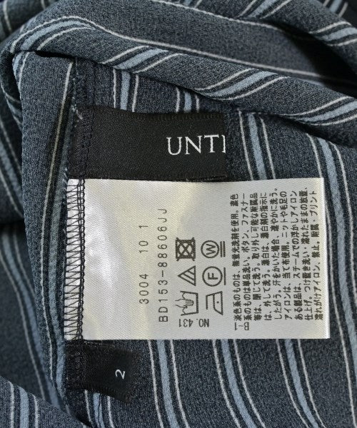 UNTITLED เสื้อสตรี