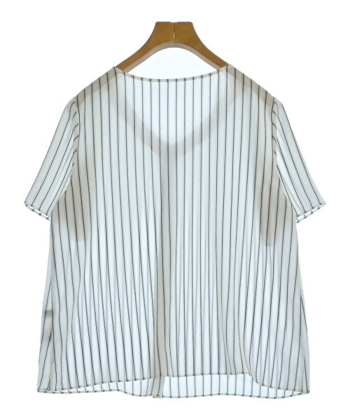 UNTITLED เสื้อสตรี