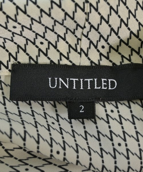 UNTITLED เสื้อลำลอง