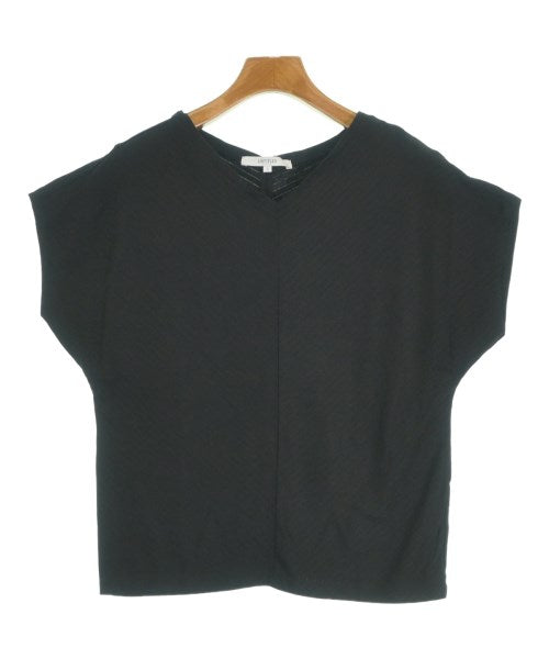 UNTITLED เสื้อยืด/เสื้อท็อปส์