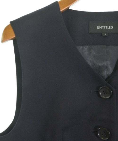 UNTITLED เสื้อกั๊ก