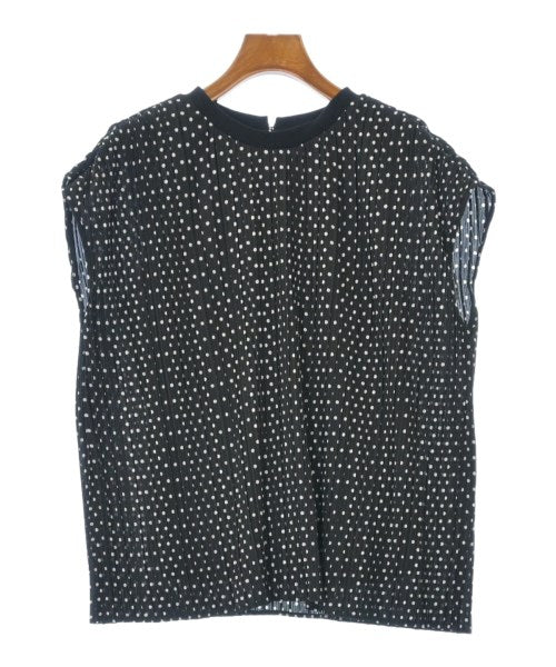 UNTITLED เสื้อสตรี