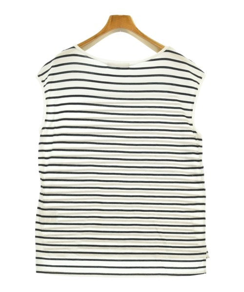 UNTITLED เสื้อยืด/เสื้อท็อปส์
