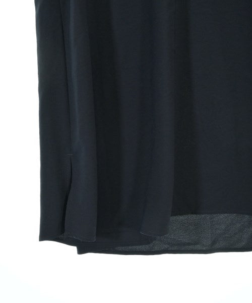 UNTITLED เสื้อสตรี