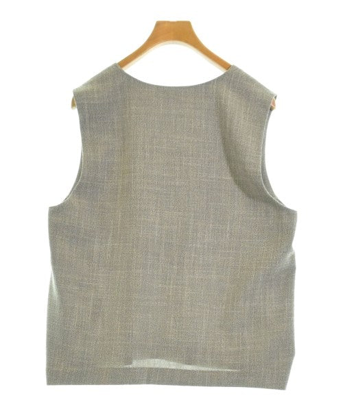 UNTITLED เสื้อกั๊ก