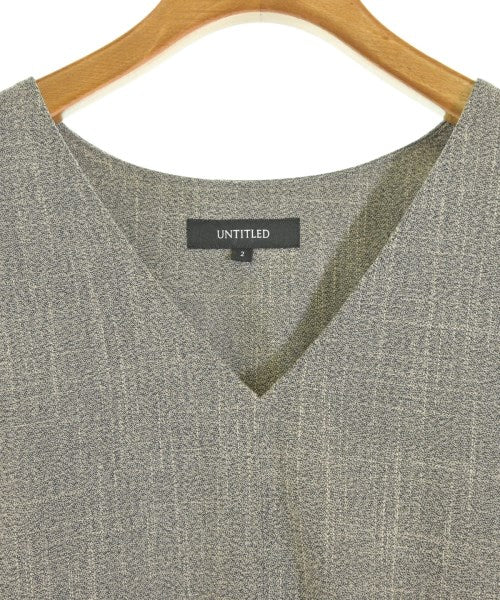 UNTITLED เสื้อกั๊ก