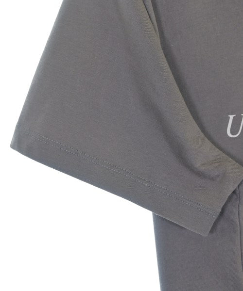 UNTITLED เสื้อยืด/เสื้อท็อปส์