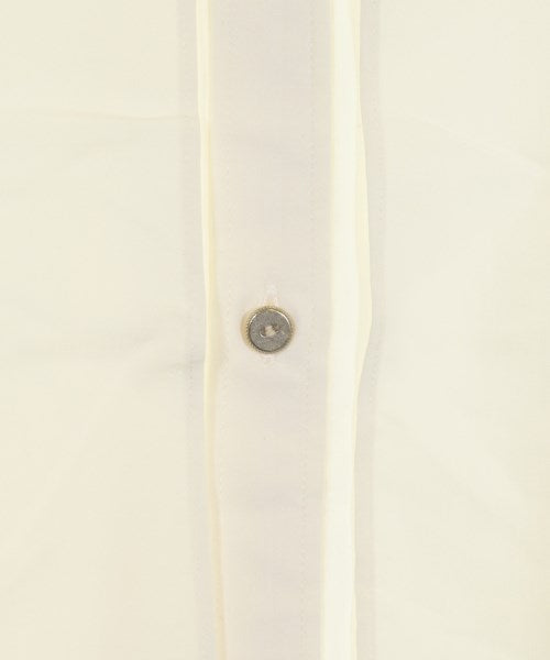 UNTITLED เสื้อลำลอง