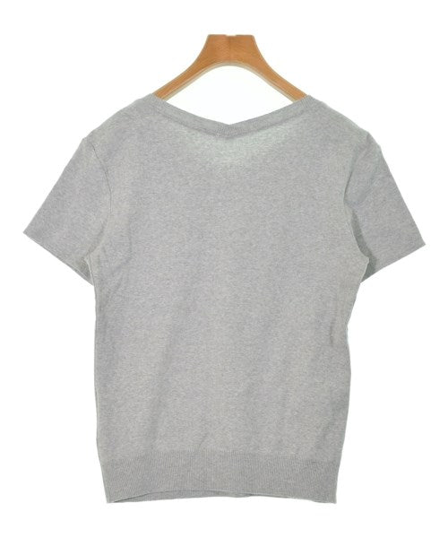 UNTITLED เสื้อยืด/เสื้อท็อปส์