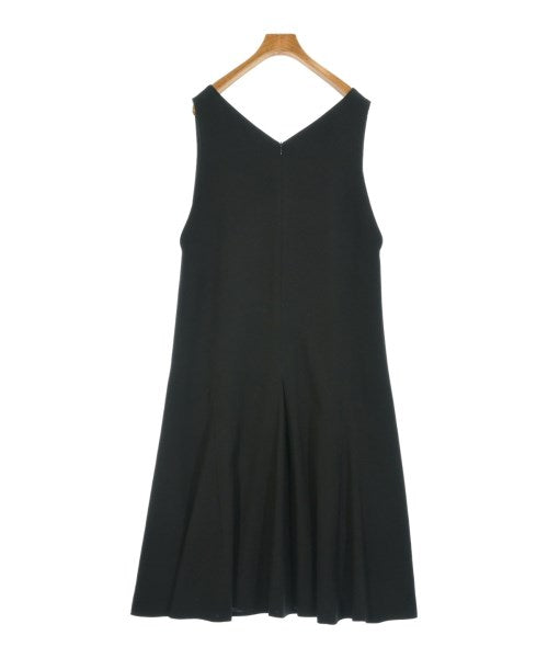 UNTITLED ชุดเดรส