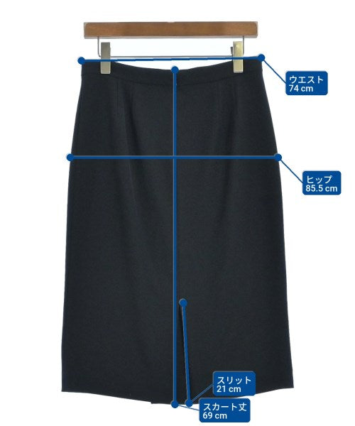 UNTITLED กระโปรงยาวถึงเข่า