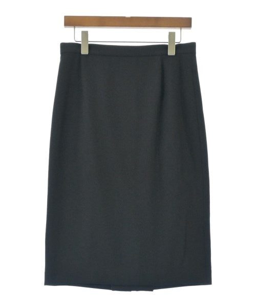 UNTITLED กระโปรงยาวถึงเข่า