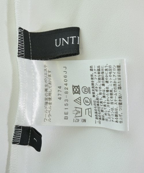 UNTITLED เสื้อสตรี