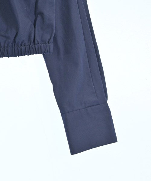 UNTITLED เสื้อลำลอง