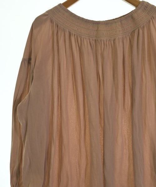 UNTITLED เสื้อสตรี