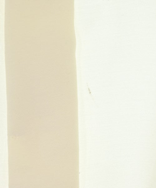 UNTITLED เสื้อลำลอง