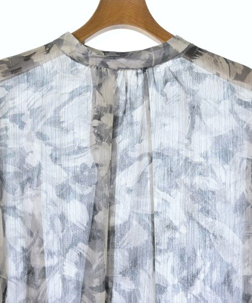 UNTITLED เสื้อสตรี