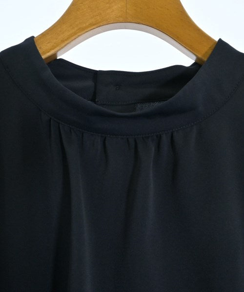 UNTITLED เสื้อสตรี