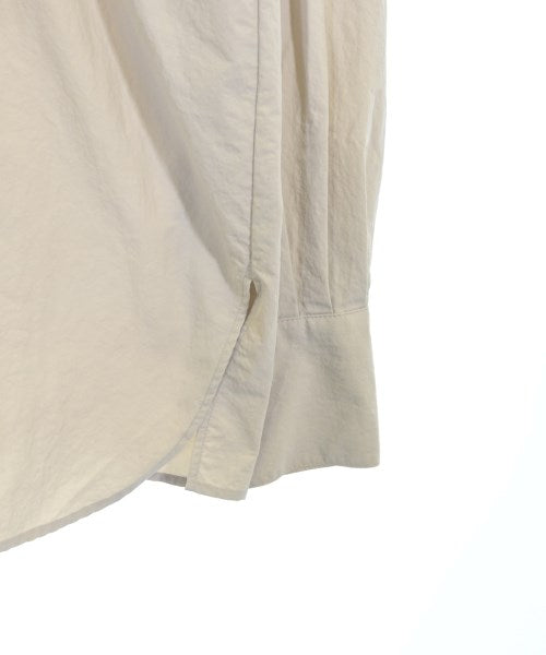 UNTITLED เสื้อสตรี