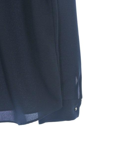 UNTITLED เสื้อสตรี