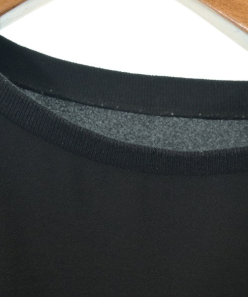 UNTITLED เสื้อสตรี